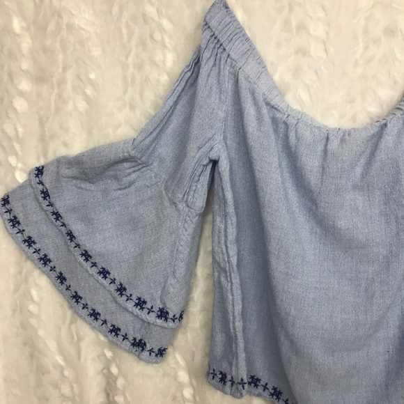 Lucky Brand off shoulder bell sleeve crop top Sz L - Picture 3 of 6